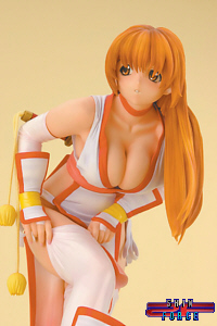 Kasumi statue by Hiroki Katayama